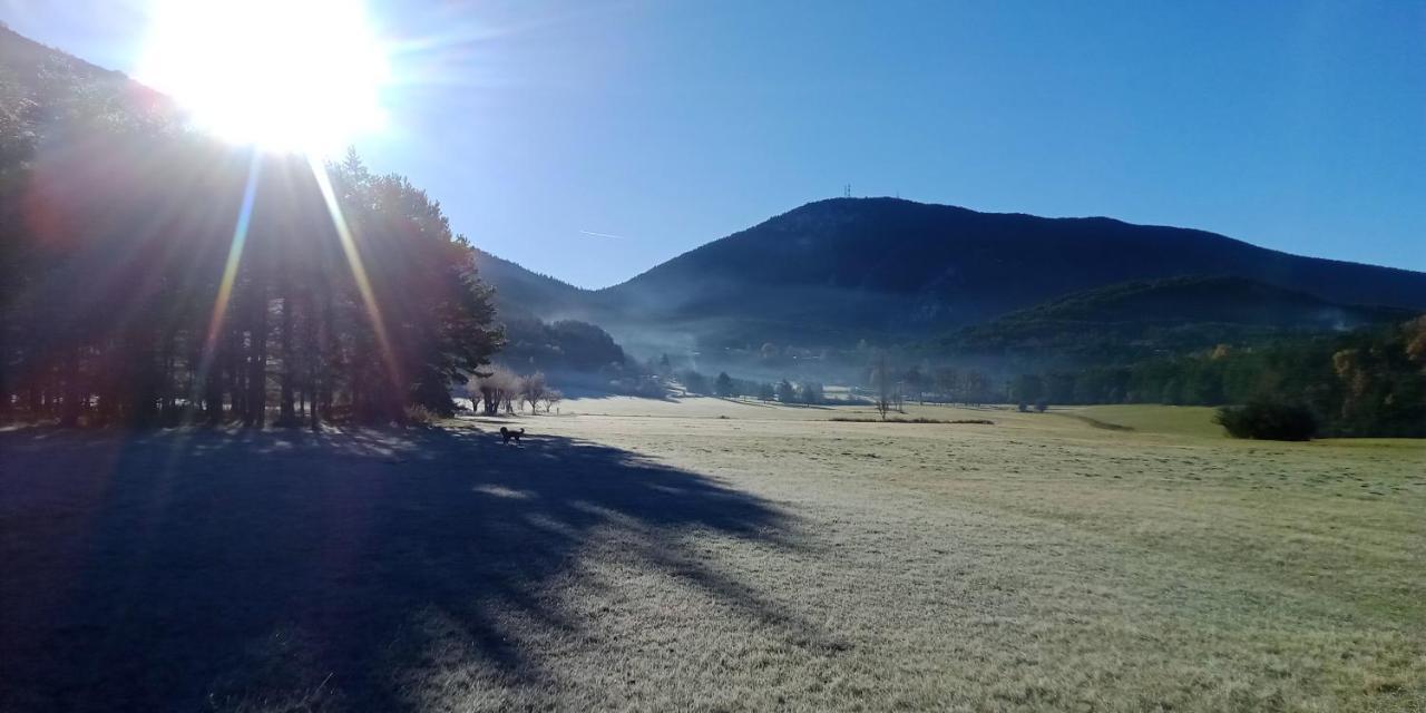 Montagne, Mer Et Verdon Séranon Dış mekan fotoğraf
